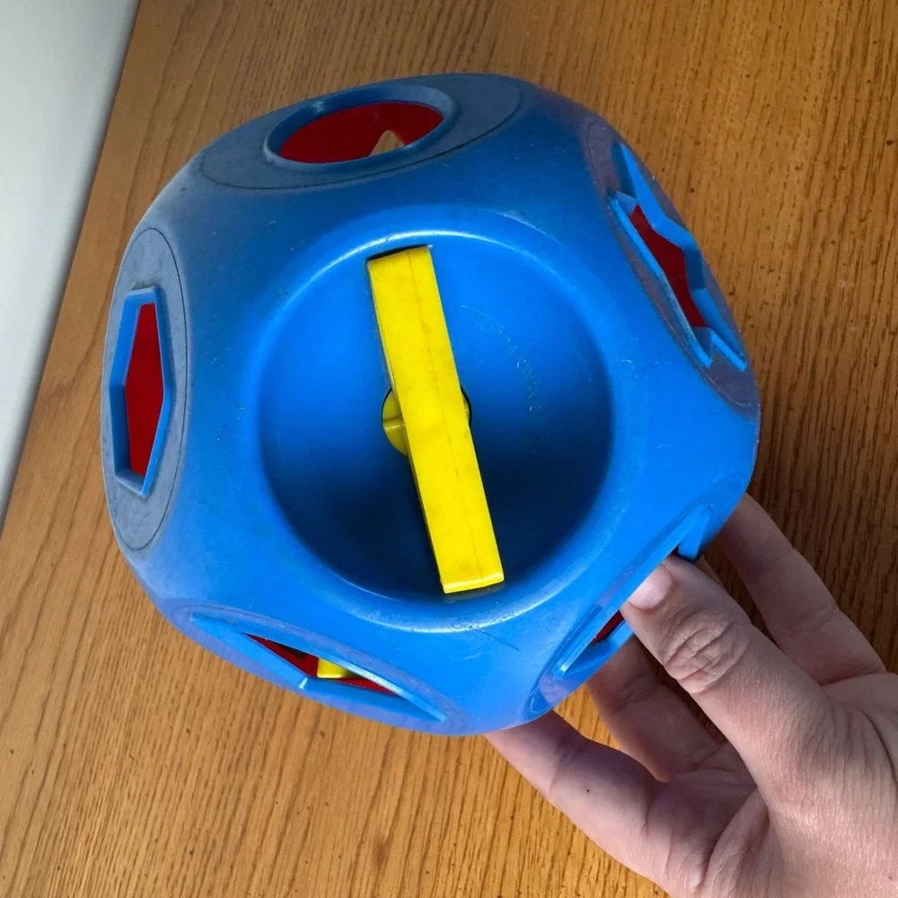 Tupperware Vintage Infant Baby Shape Sorter Toy‎ Red Blue Color Shape Learning